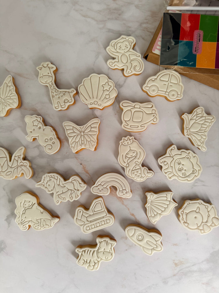 Peins tes biscuits – activité pâtisserie enfant Les Folies Gourmandes de Judy