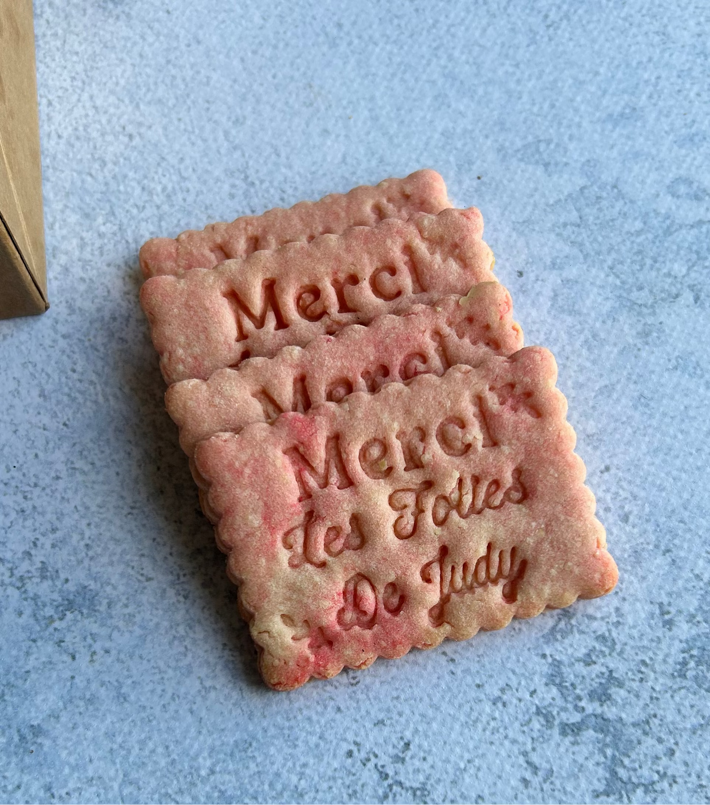 Sablés personnalisés artisanaux sans glaçage – Les Folies Gourmandes de Judy – saveur vanille